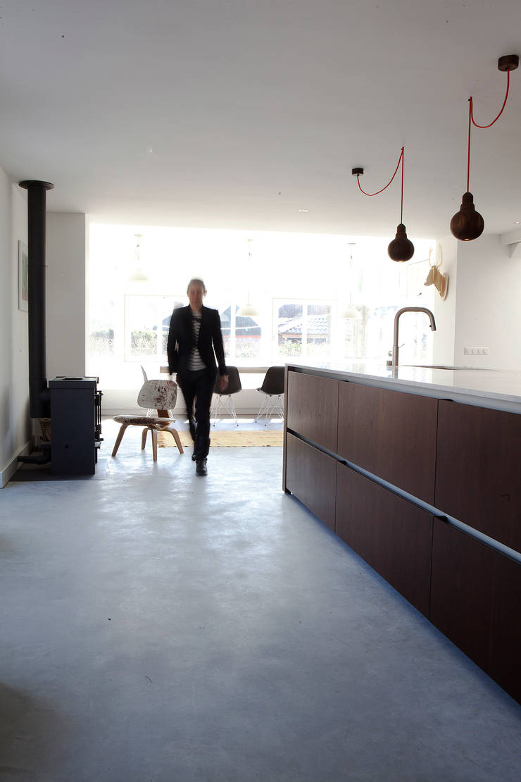 Cucina in stile  di Binnenvorm, Moderno   