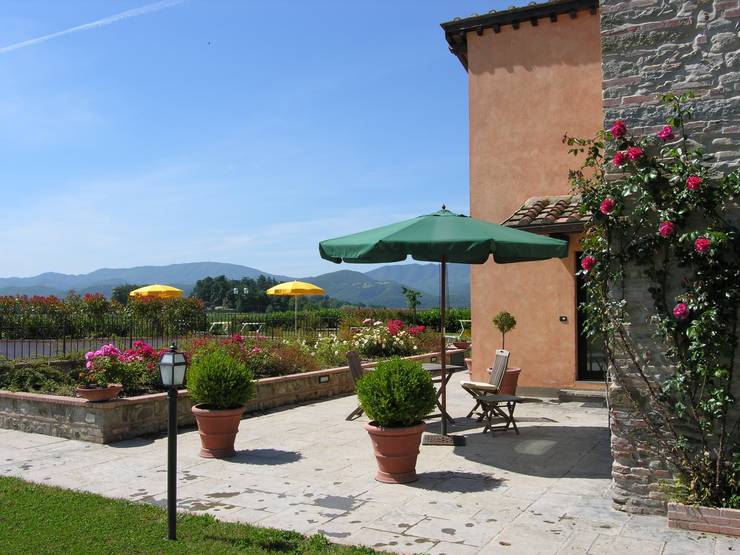  Nhà by Studio Tecnico MB architettura