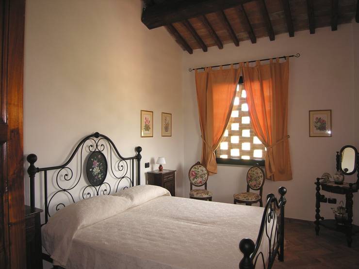  Phòng ngủ by Studio Tecnico MB architettura