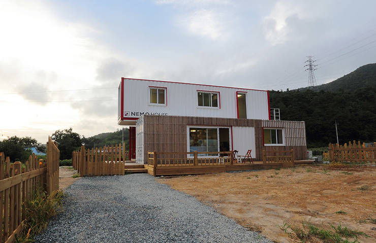  منازل تنفيذ thinkTREE Architects and Partners