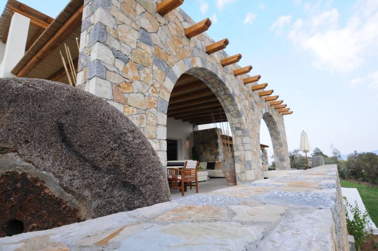 Terrazas de estilo  por CARLO CHIAPPANI  interior designer