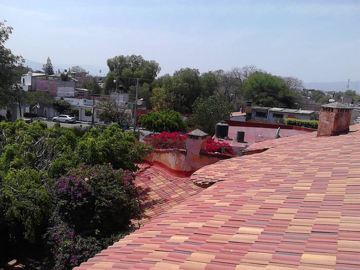 Terrasse de style  par CONSTRUCTORA ARQOCE