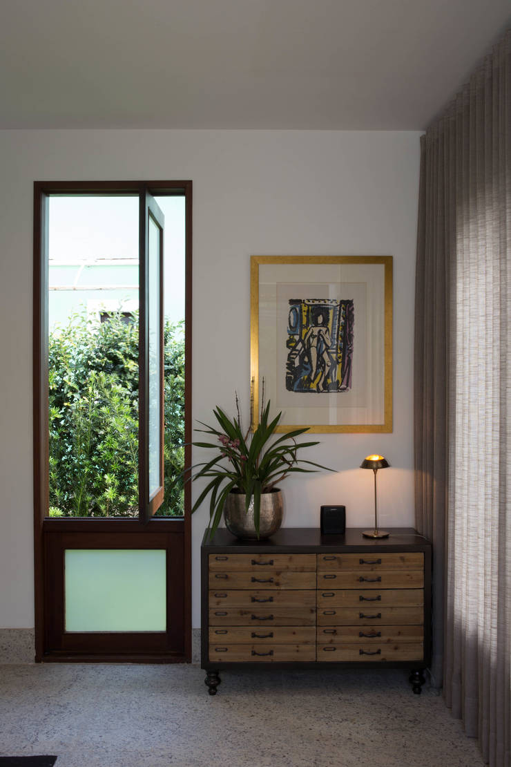  走廊 & 玄關 by Mutabile