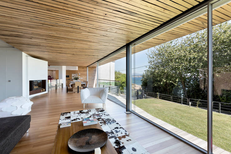 dezanove house designed by iñaki leite - living interior Inaki Leite Design Ltd. Walls Wall & floor coverings