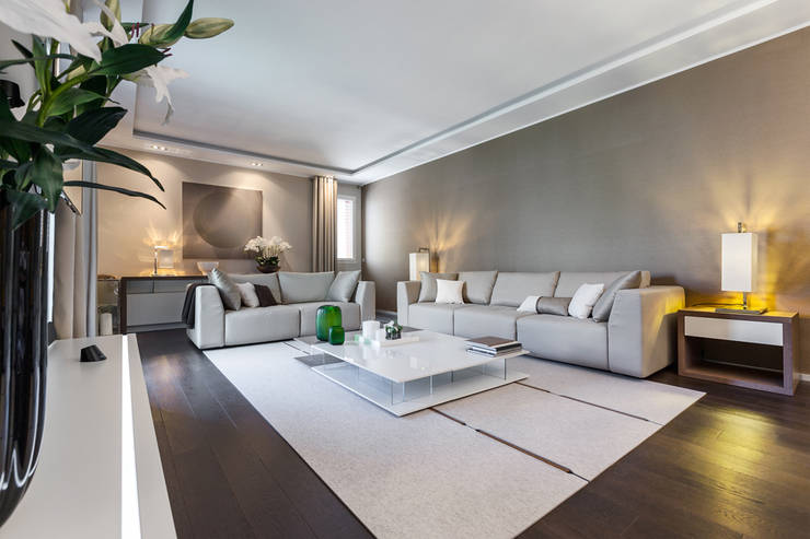Il moderno confortevole design degli interni per il apartamento in ... Design degli interni