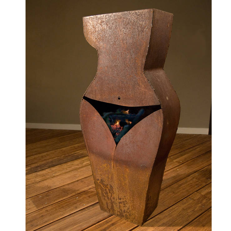 HOTPANTS:  Tuin door kunsteboer