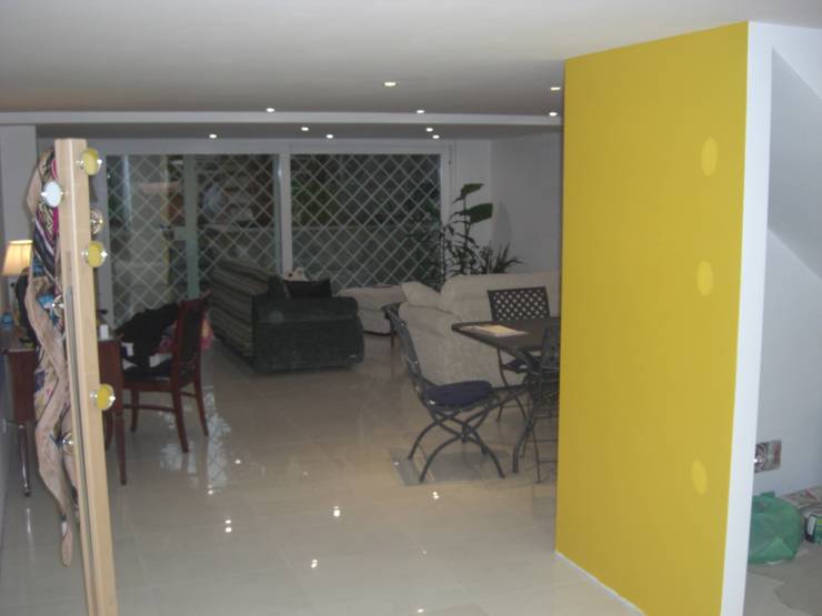 Salas de estar modernas por GIASIL