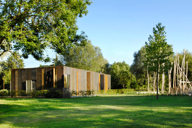 Parkanlage ‘Querbett‘ mit ‘Pavillon Madeleine‘, Kayl, Luxemburg von