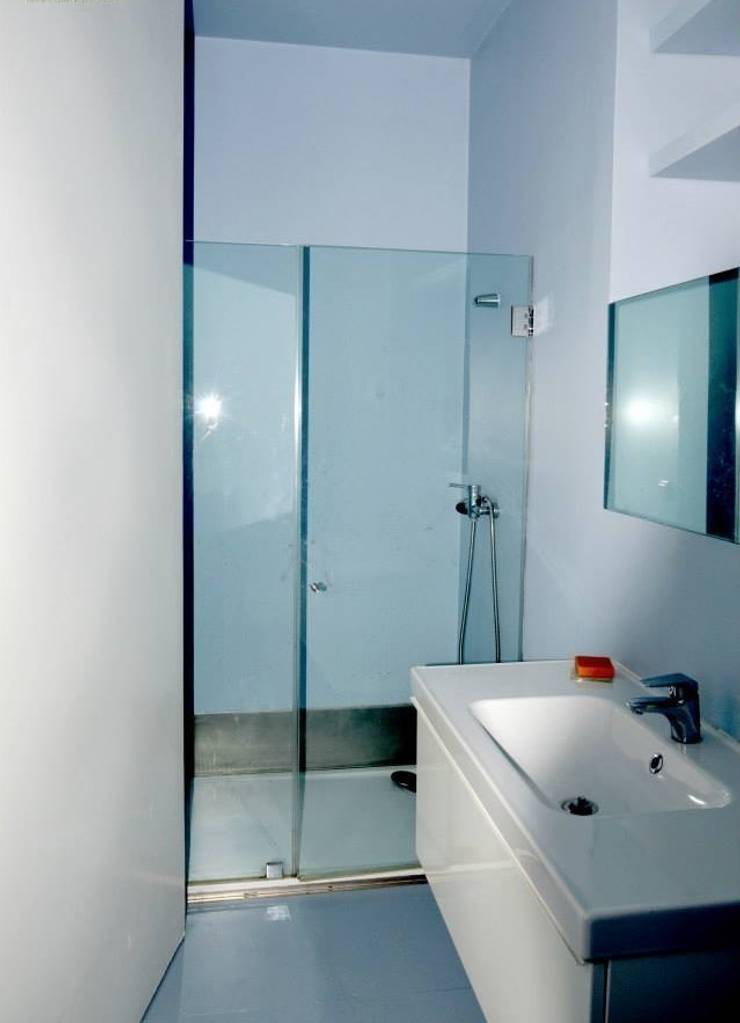  Bathroom by adoroaminhacasa