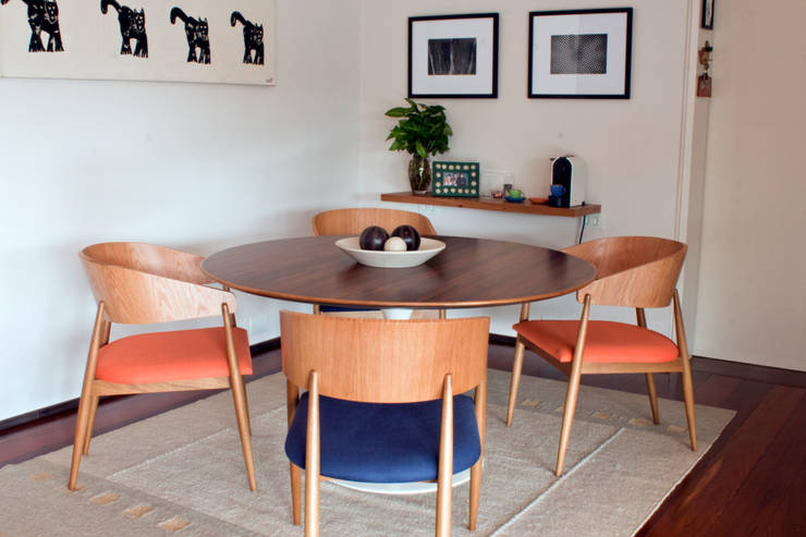 Chalé Clube de Campo de São Paulo/SP – II: Salas de jantar  por Renata Romeiro Interiores