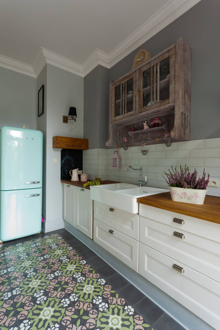 Cocinas de estilo  por MOCOLOCCO