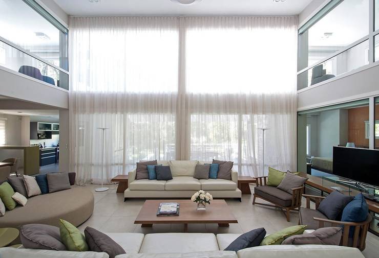 Sala da pranzo in stile  di Estudio Sespede Arquitectos