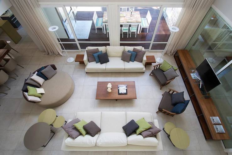 Soggiorno in stile  di Estudio Sespede Arquitectos