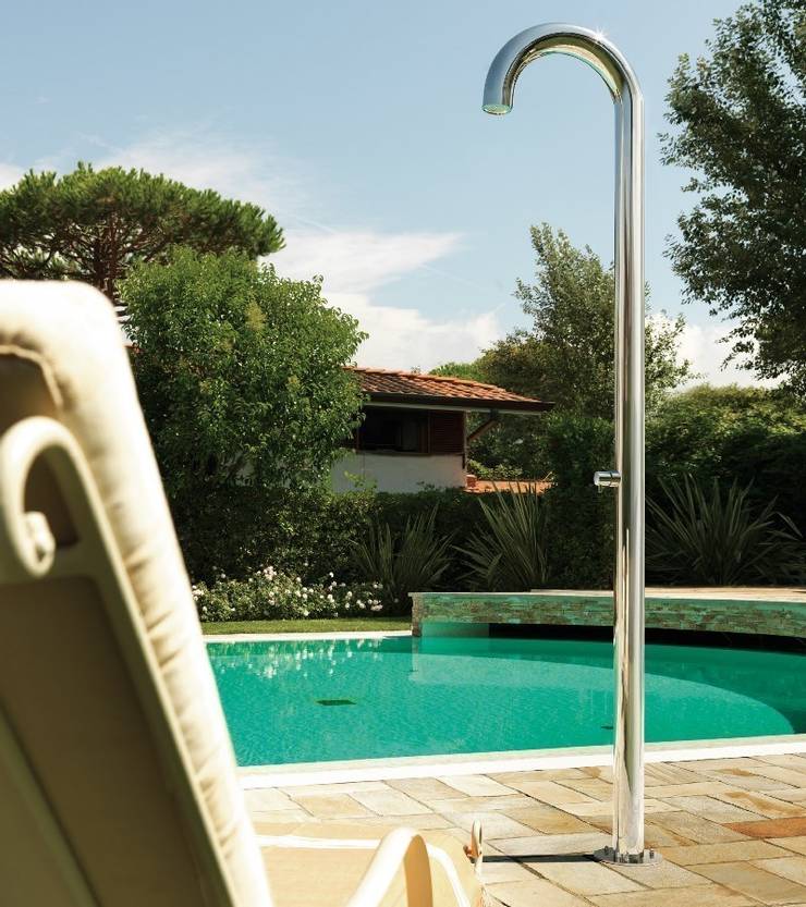 Contemporary Garden or Outdoor Shower by Ingarden Limited homify