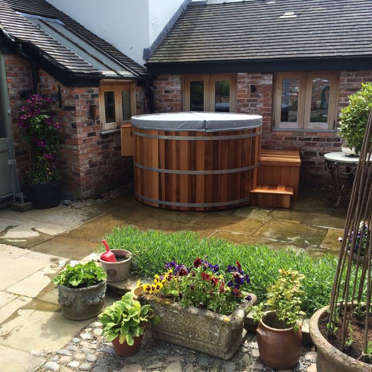 Northern lights Hot Tubs and Saunas by Cedar Hot Tubs UK homify
