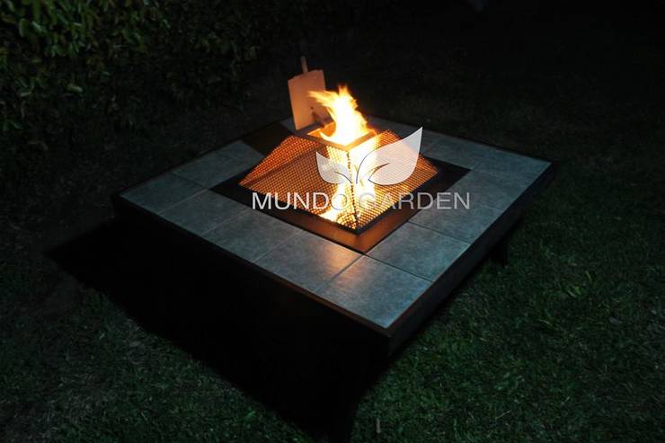 modern  by Mundo Garden, Modern Iron/Steel  