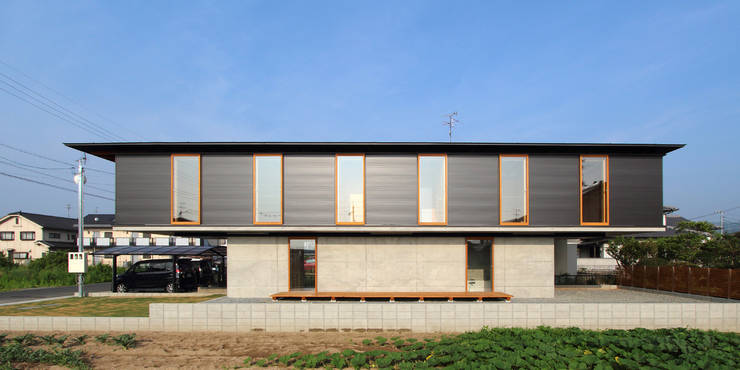 軒家／NOKIYA, 株式会社濱田昌範建築設計事務所 株式会社濱田昌範建築設計事務所 モダンな 家