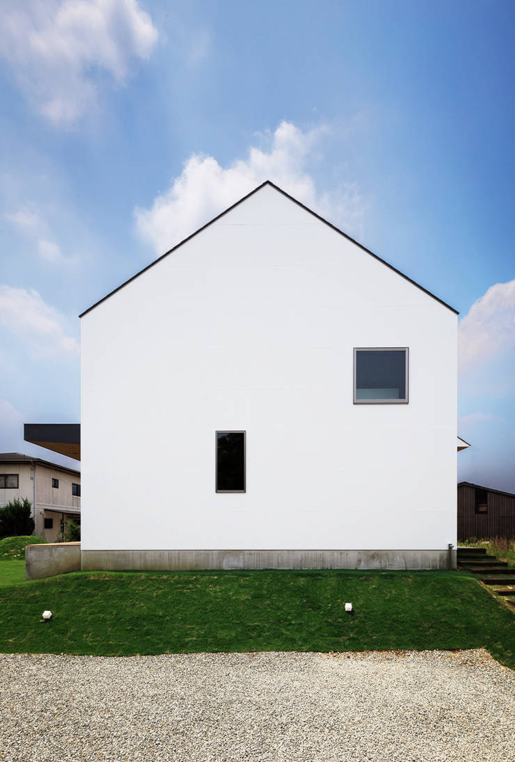 Casas de estilo  por 一級建築士事務所haus