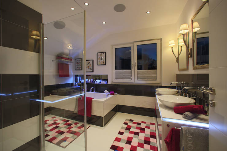 ELK Fertighaus GmbH:  tarz Banyo