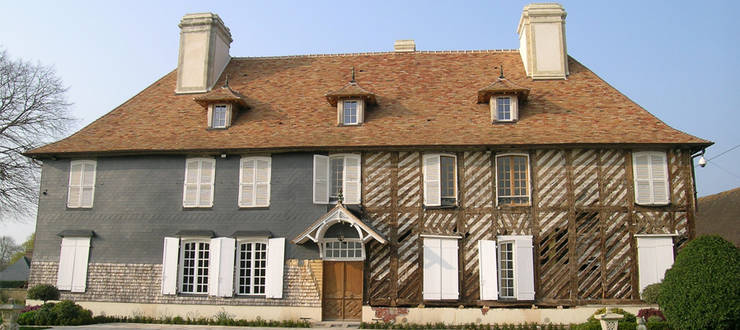 32 Contoh Desain Unik Fasad Rumah Beton dan Kayu