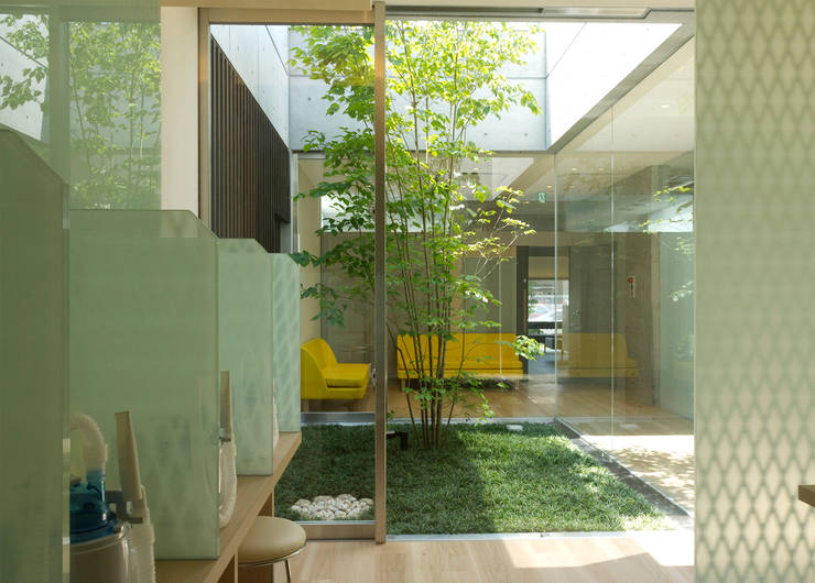 8 间有美丽中庭的绝美现代住宅