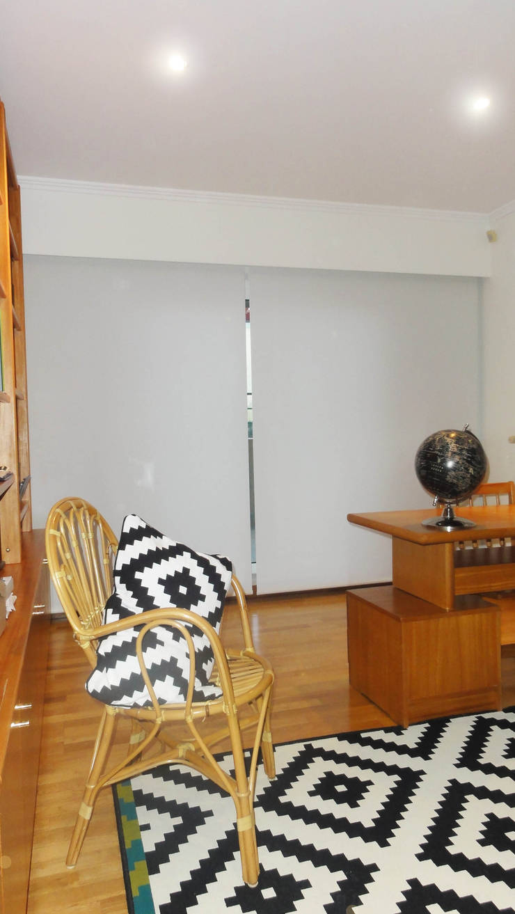  Study/office by ARQAMA - Arquitetura e Design Lda