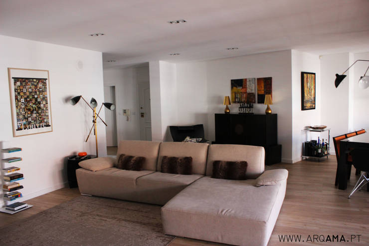  Living room by ARQAMA - Arquitetura e Design Lda