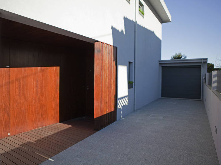   door Lendas e Detalhes, Lda