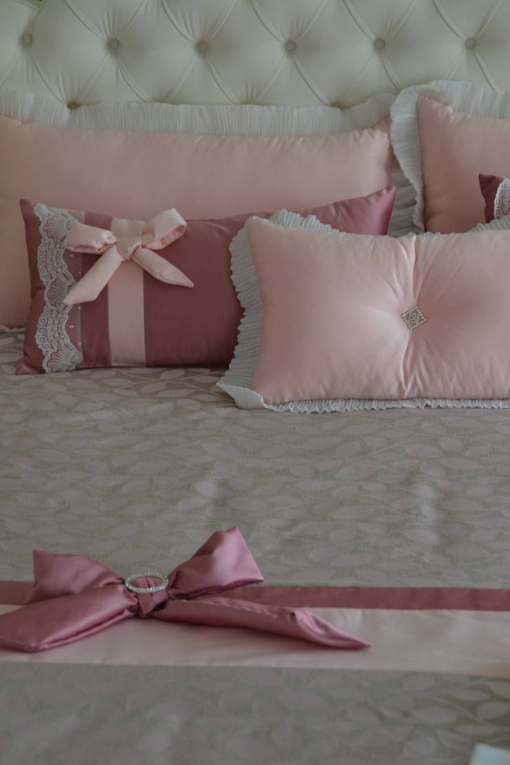 Projeto e Decoração  – Quarto Princesa: Quartos de criança modernos por Detalhes & Design