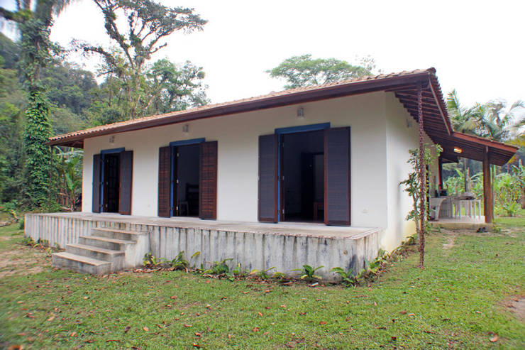Rústica e Colonial: Casas  por RAC ARQUITETURA,Colonial   