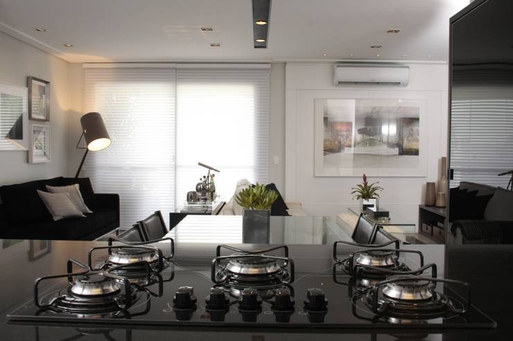 COZINHA - Cooktop: Cozinhas  por Fernanda Moreira - DESIGN DE INTERIORES