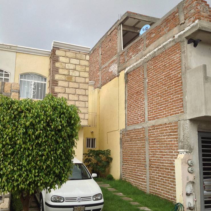 by Flores Rojas Arquitectura