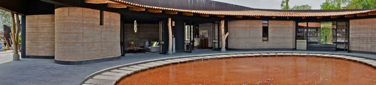  Nhà by Juan Carlos Loyo Arquitectura 