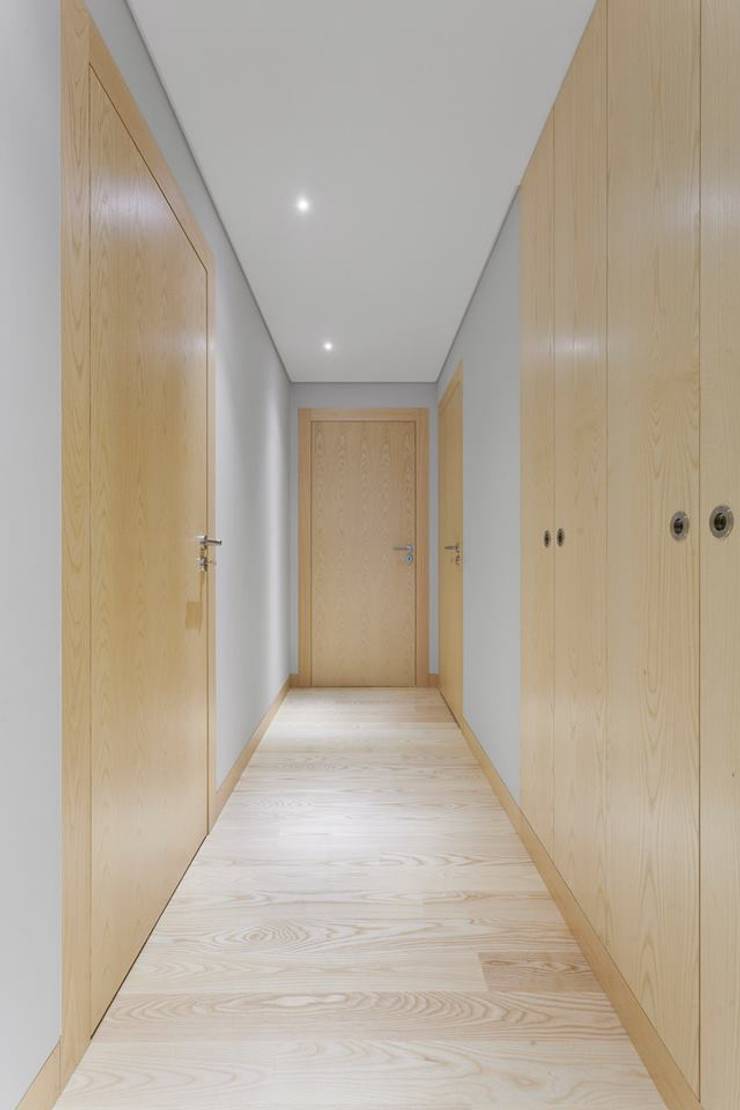  Corridor & hallway by Sónia Cruz - Arquitectura, Modern   