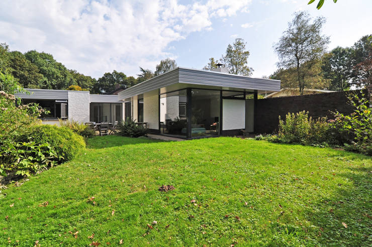 Onwijs restyle jaren 70 bungalow by Duoplan Doetinchem Architecten | homify WL-25