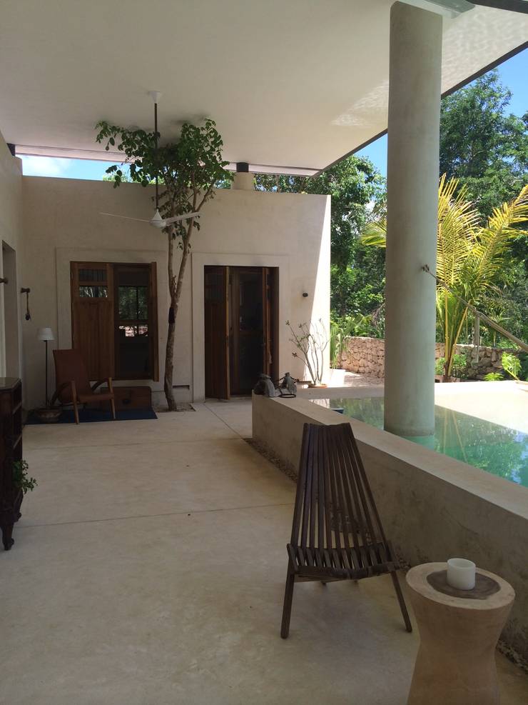 Casa Pich: Albercas de estilo  por Degetau Arquitectura y Diseño, Tropical   