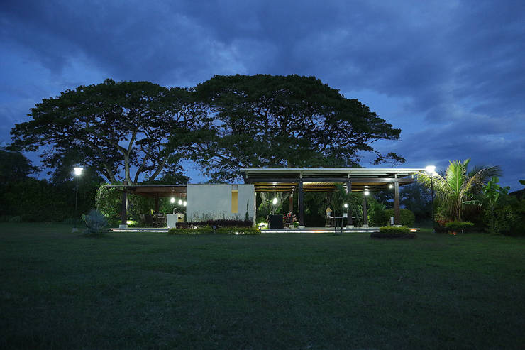  منازل تنفيذ COLECTIVO CREATIVO