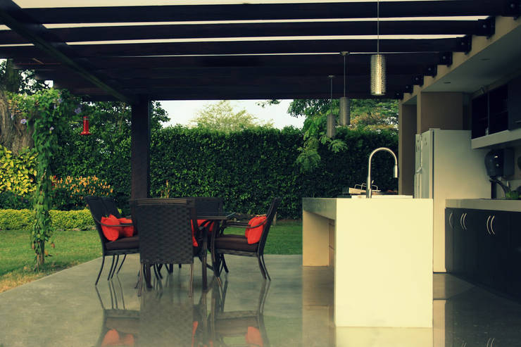  مطبخ تنفيذ COLECTIVO CREATIVO