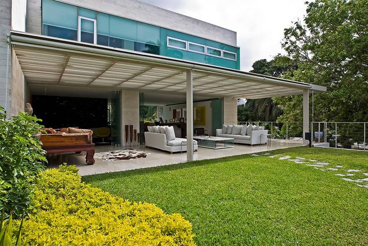 32 Ide Atap dan Pergola Untuk Area Bersantai Terbaik