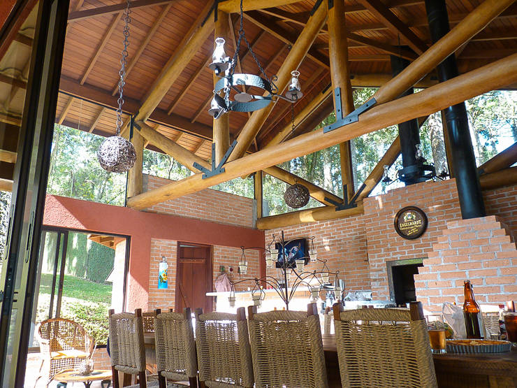  房子 by Sakaguti Arquitetos Associados