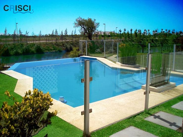 Piletas de hormigón: Piletas de estilo  por Piletas Crisci,Moderno   