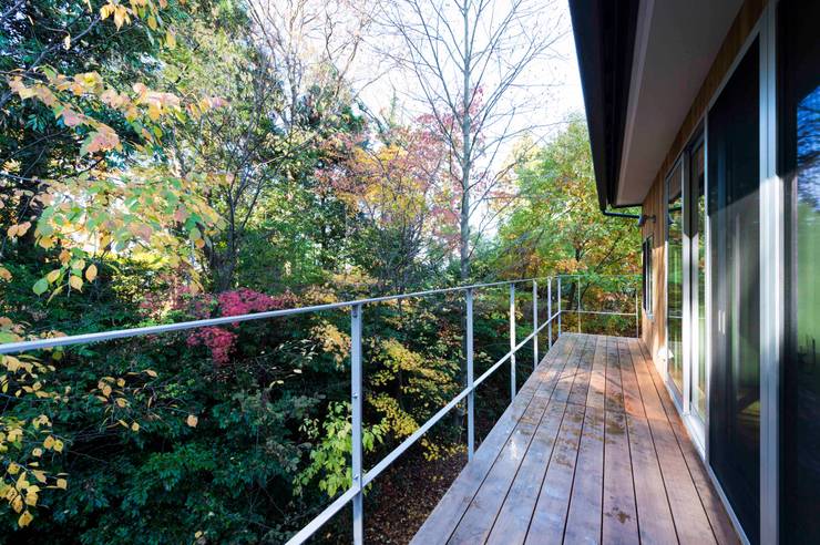 Terrazas  de estilo  por エヌ スケッチ