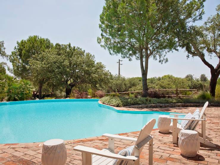Piscinas de jardín de estilo  por SA&V - SAARANHA&VASCONCELOS
