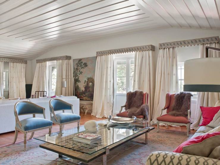 Salas / recibidores de estilo  por SA&V - SAARANHA&VASCONCELOS