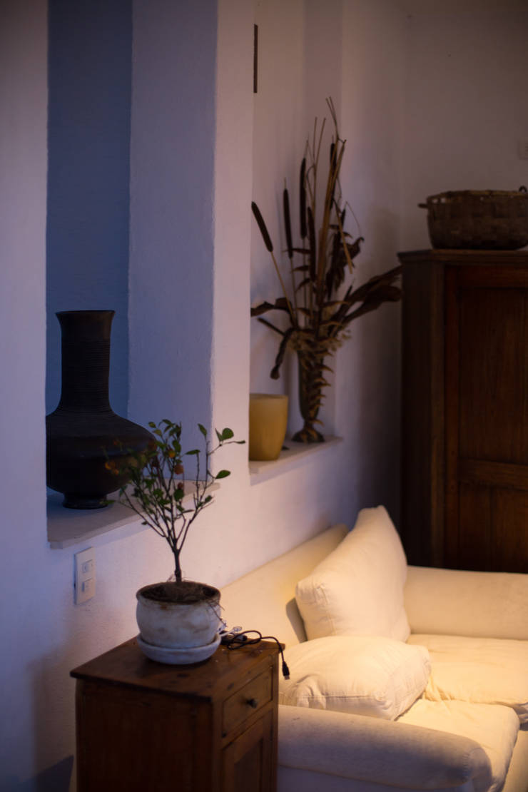 Salas / recibidores de estilo  por SDHR Arquitectura