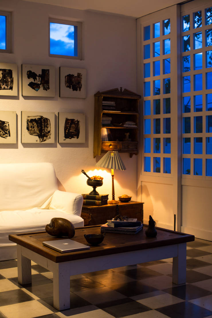 Salas / recibidores de estilo  por SDHR Arquitectura