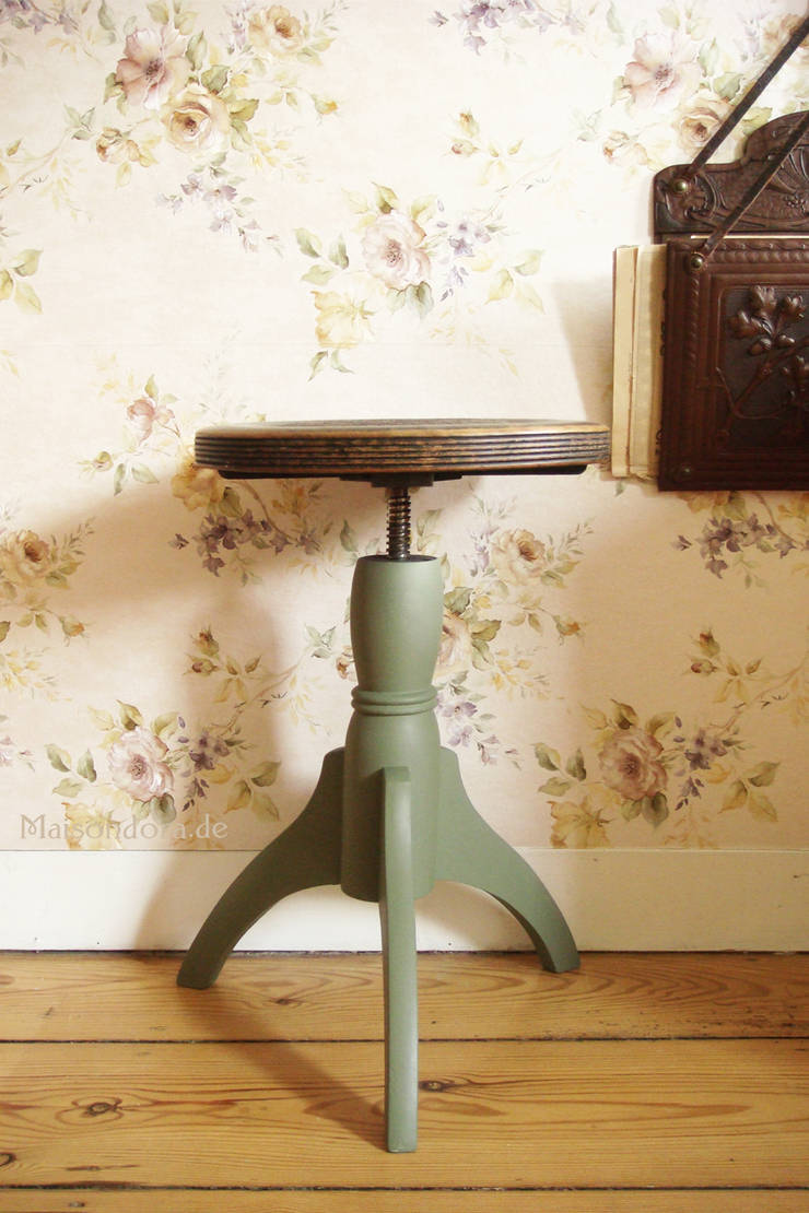 Antike Hocker Baenke Schemel Von Maisondora Vintage Living Homify