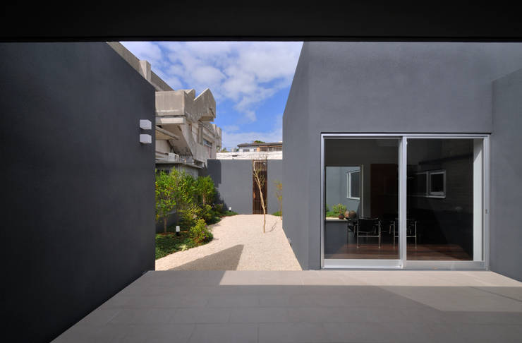 Jardines de estilo  por 株式会社クレールアーキラボ, Moderno Concreto reforzado  