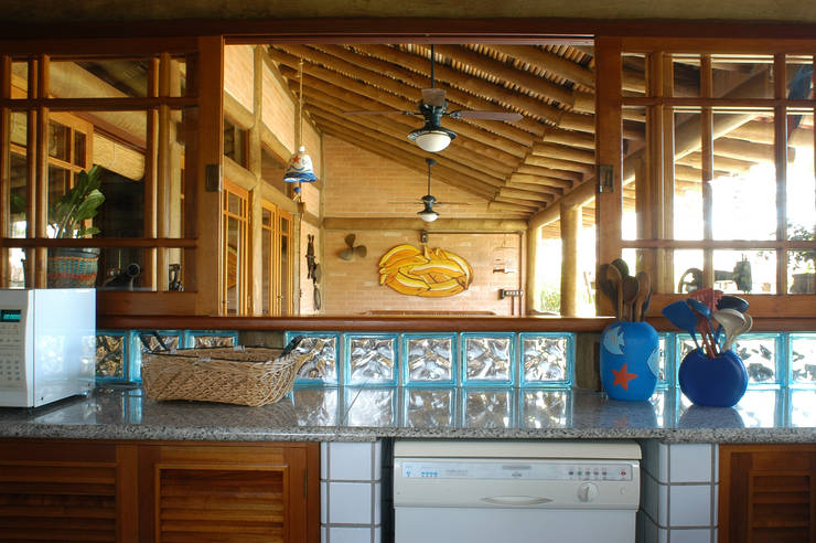  مطبخ تنفيذ MADUEÑO ARQUITETURA & ENGENHARIA