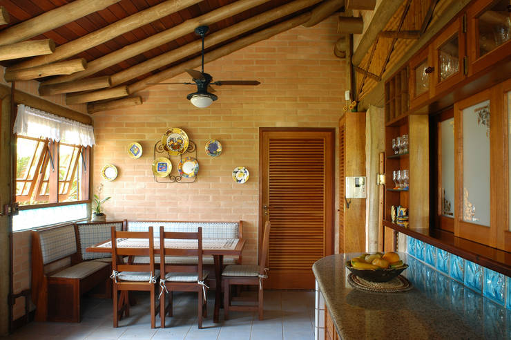  بلكونة أو شرفة تنفيذ MADUEÑO ARQUITETURA & ENGENHARIA